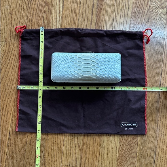 Coach white, ivory gold hardware Madison pinnacle embossed Python with dustcover - Picture 16 of 16